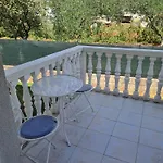 Casa Sosici شقة أوماغ